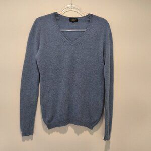 Cashmere by Charter Club  long sleeve v neck blue sweater Size S